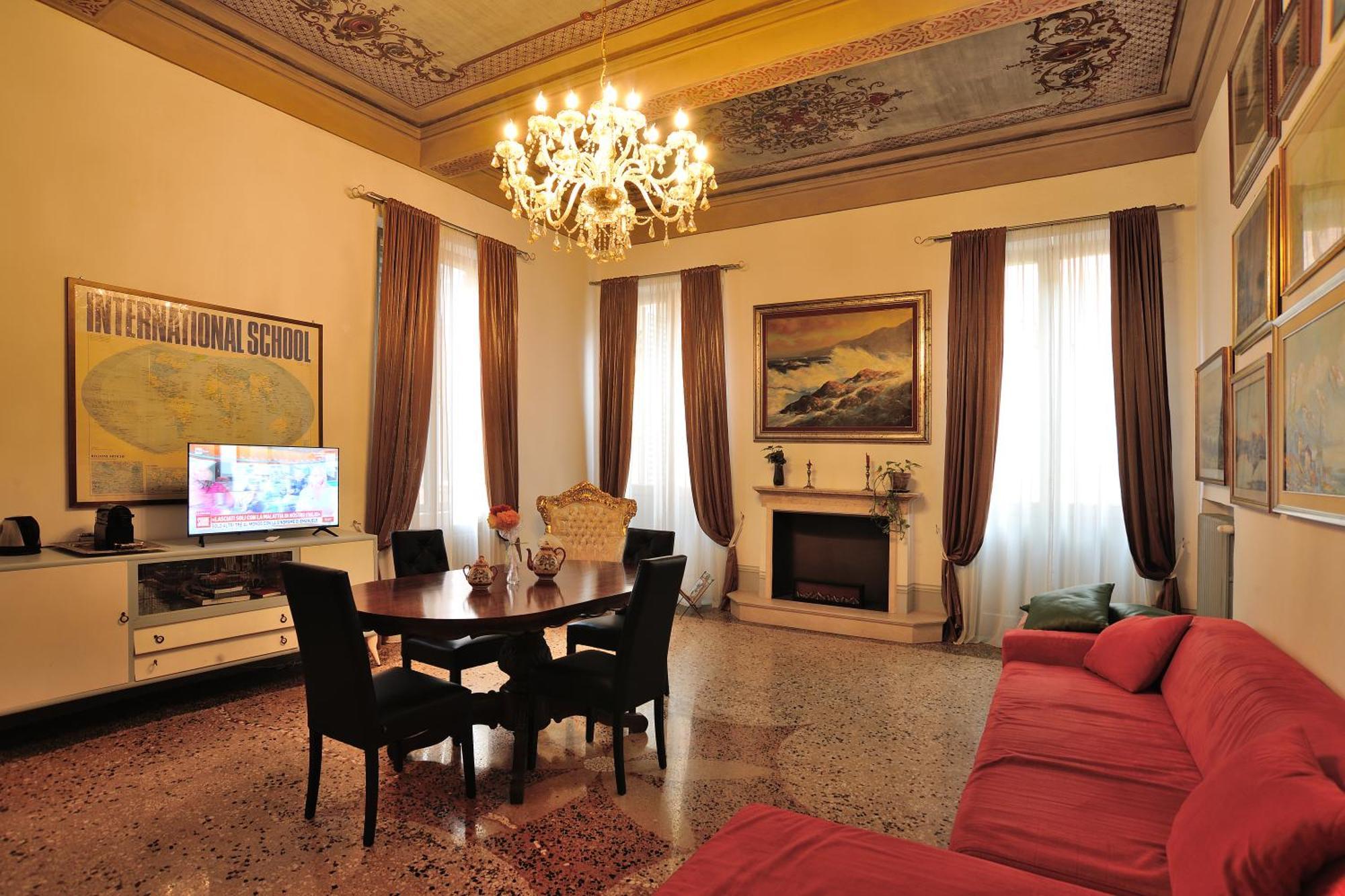 Anna'S House Apartment Modena Bagian luar foto